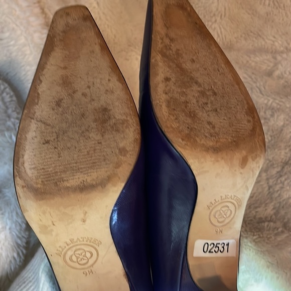 Caslon Nordstrom Size 9 Purple Leather Square Toe Pumps - Picture 5 of 6